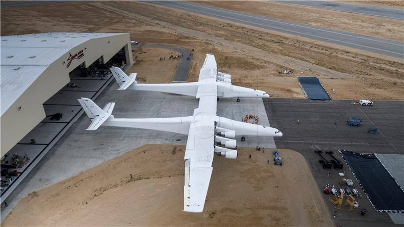 USA STRATOLAUNCH PLANE ROLL OUT