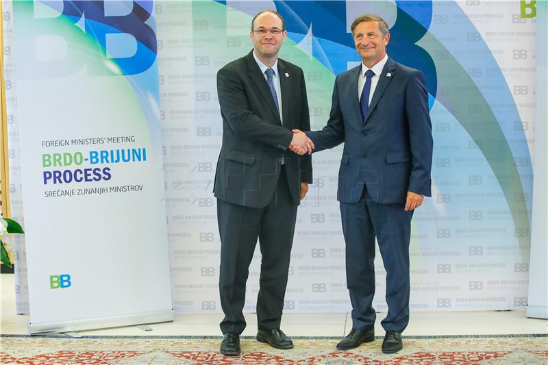 Summit u Sloveniji: Sastanak Stier - Erjavec u Kongresnom centru Brdo