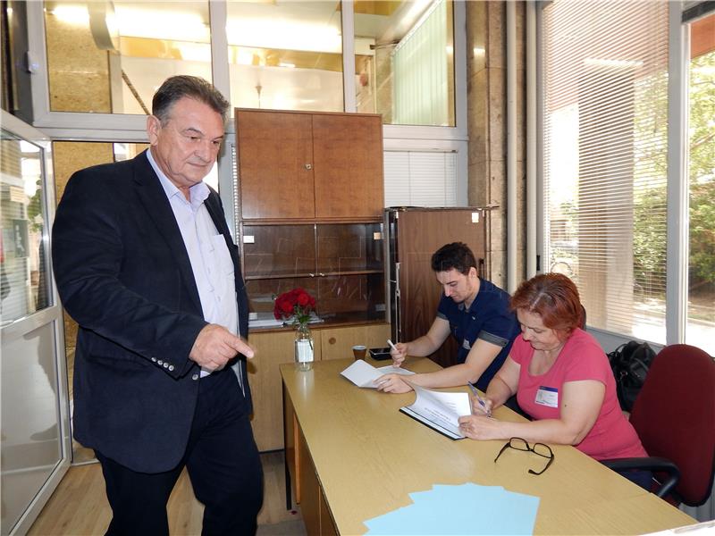 Incomplete results: HDZ wins six more counties, Cacic to be at helm of Varazdin County