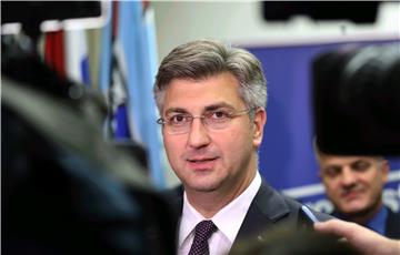  Premijer Plenković predstavio nove ministre