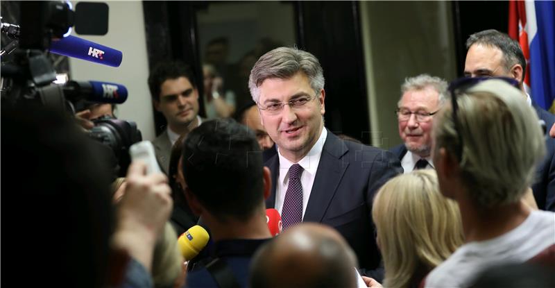 Plenković: Imamo većinu za izbor novih ministara, važno je usmjeriti se na gospodarski rast i razvoj