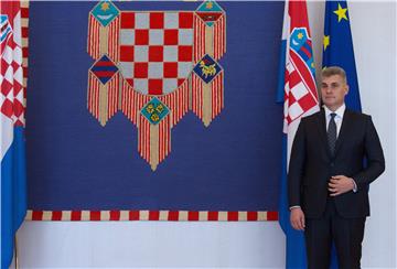 President, PM congratulate Montenegro on joining NATO