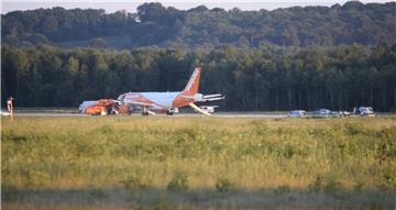 Bomb alert on board of easyjet plane