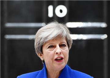 Theresa May predstavila svoju novu vladu