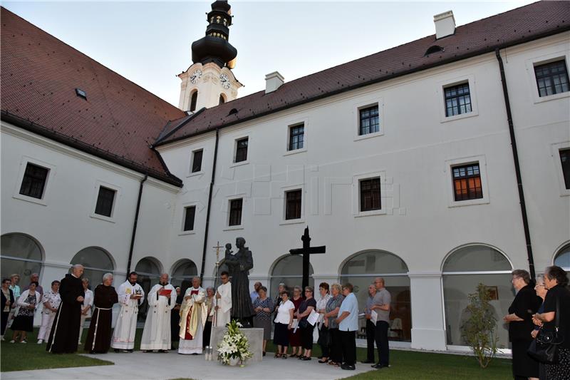 Crkva i samostan sv. Filipa i Jakova