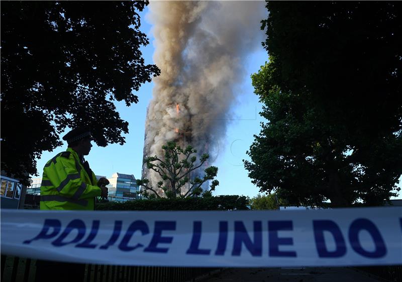 Najmanje 30 ozlijeđenih u požaru u Londonu