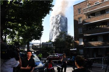 Najmanje šest mrtvih u požaru u Londonu