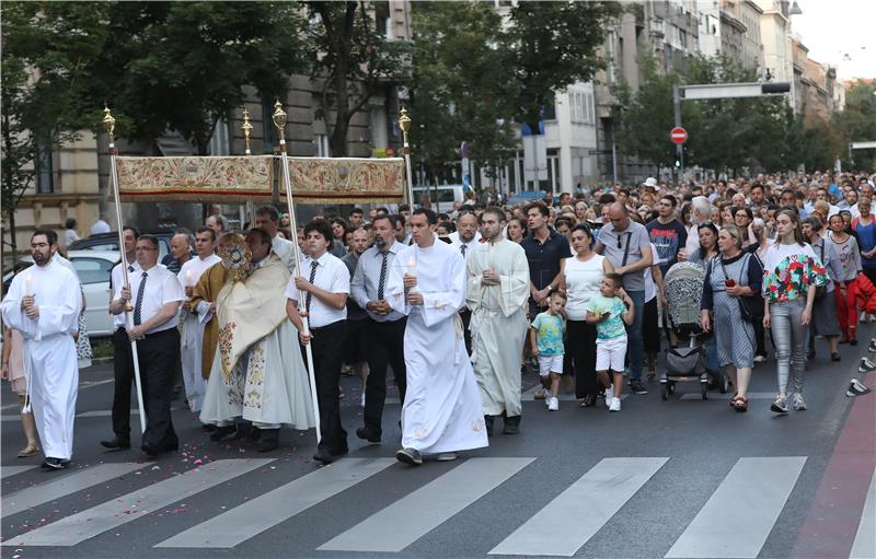 Tijelovska procesija Župe Presvetog Srca Isusova