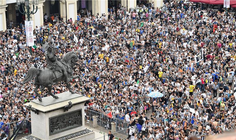 Umrla žena stradala u stampedu u Torinu