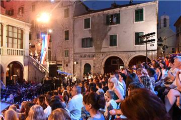 Mjuziklom "Buratino" u Šibeniku otvoren 57. Međunarodni dječji festival 