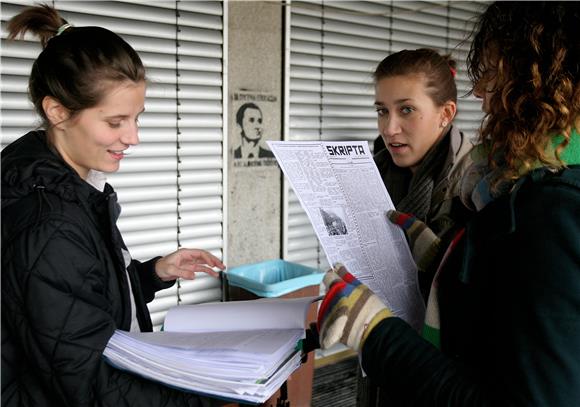 EduCentar: Na ispitima se najviše vara radi nesigurnosti i nedostatka vremena za učenje