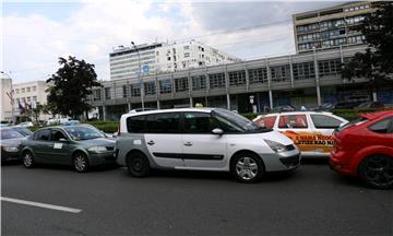 Prosvjed taksista u Zagrebu