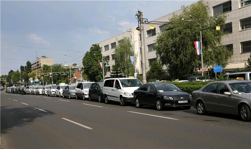 Prosvjed taksista u Zagrebu