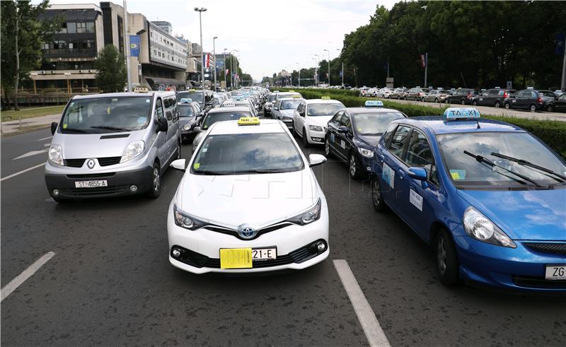 Prosvjed taksista u Zagrebu