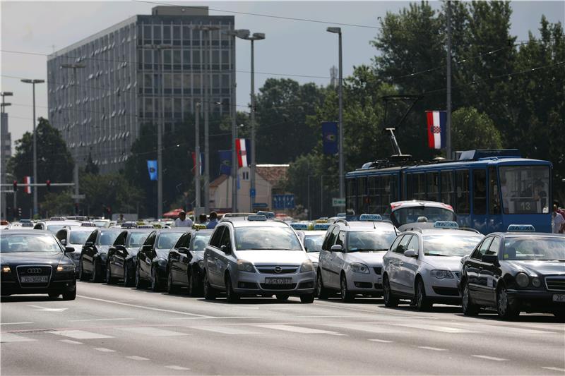 Prosvjed taksista u Zagrebu