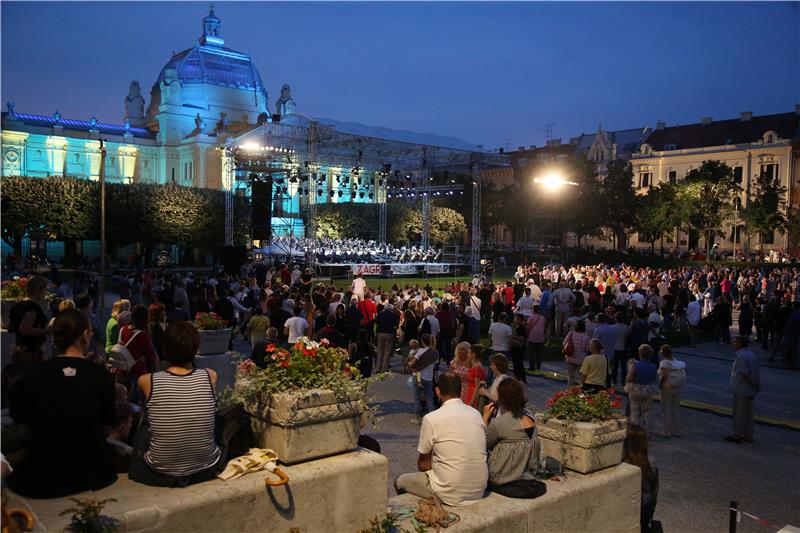 Koncert na Trgu kralja Tomislava u Zagrebu u povodu Svjetskog dana glazbe