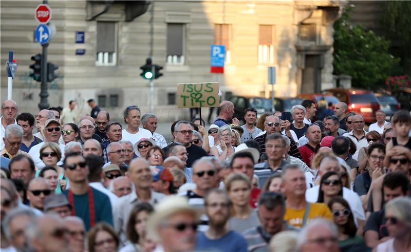 Proslava Dana antifašističke borbe na Trgu maršala Tita