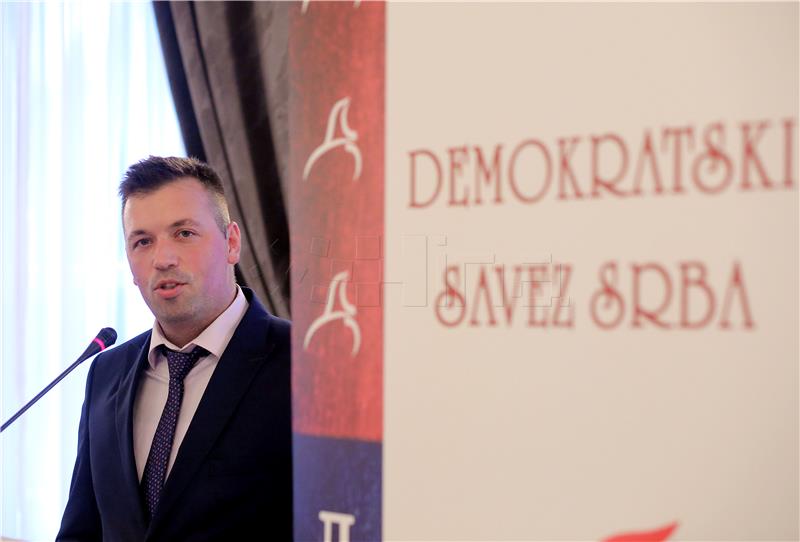 Serb party calls on PM to remove Jasenovac plaque, urges Serb MP not to support gov't