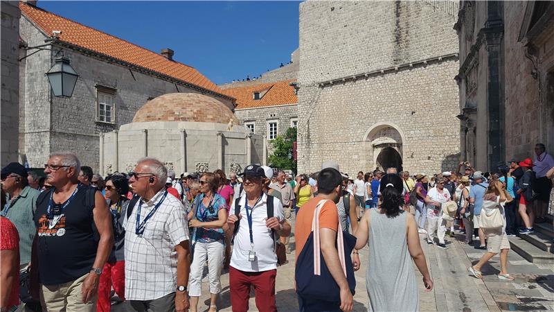 Dubrovnik danas očekuje više od devet tisuća gostiju s kruzera