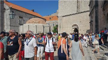 Dubrovnik danas očekuje više od devet tisuća gostiju s kruzera