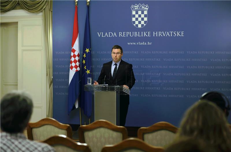 Konferencija za medije ministra Pavića