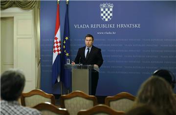 Konferencija za medije ministra Pavića