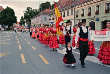 U Karlovcu otvoren 20. Međunarodni festival folklora