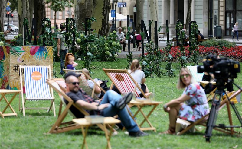 Otvorena manifestacija More knjiga na Zrinjevcu