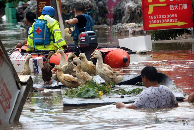 Poplave u Kini: Najmanje 56 mrtvih