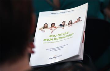 Predstavljen udžbenik financijske pismenosti "Moj novac, moja budućnost" 