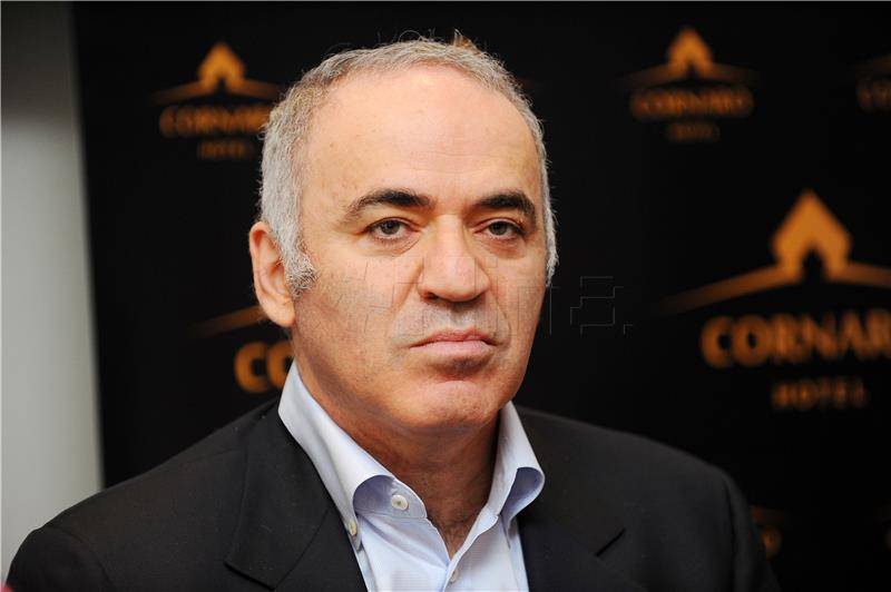 Kasparov se vraća na šahovsku scenu 