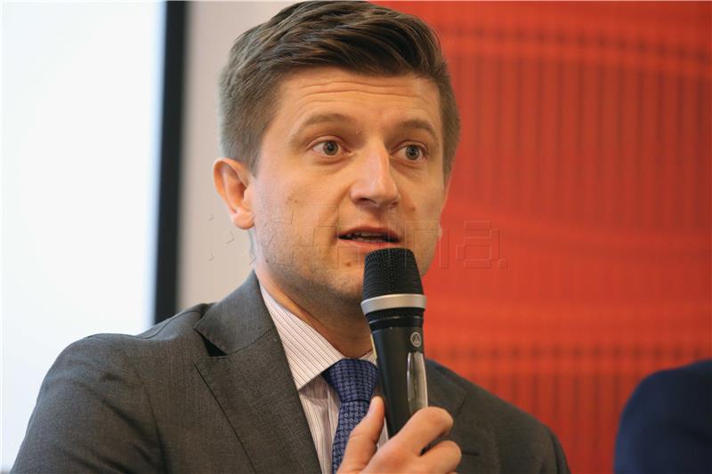 Marić: Vlada vodi računa o carinskim službenicima