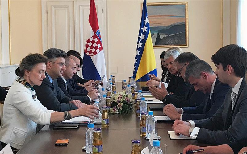 Plenkovic meets Bosnian top officials ahead of joint govt meeting