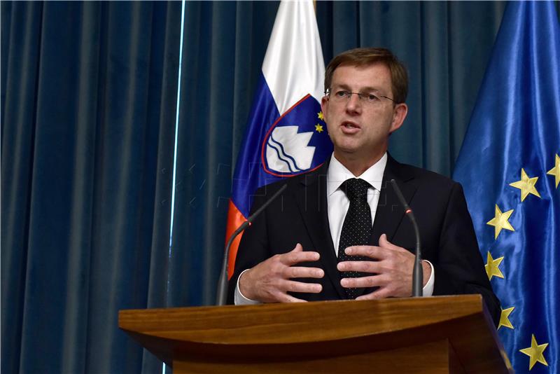 Slovenian PM claims France sided with Ljubljana on Croatia-Slovenia arbitration dispute