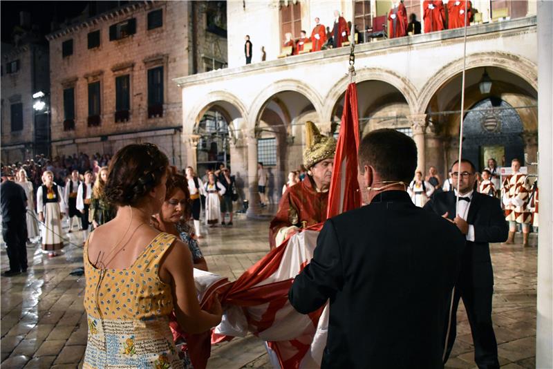 Ususret otvaranju 68. Dubrovačkih ljetnih igara u ponoć održana tradicionalna generalna proba