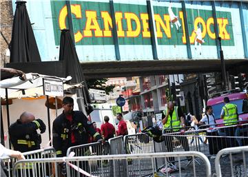 Požar na londonskoj tržnici Camden Lock pod kontrolom