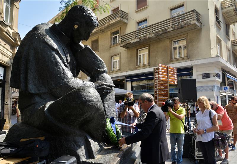 A wreath-laying ceremony held at the monument of Nikola Tesla 