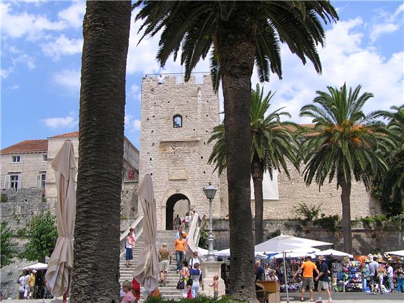 Izložbom "Kritički turizam" Siva zona otvara ljetnu sezonu u Korčuli