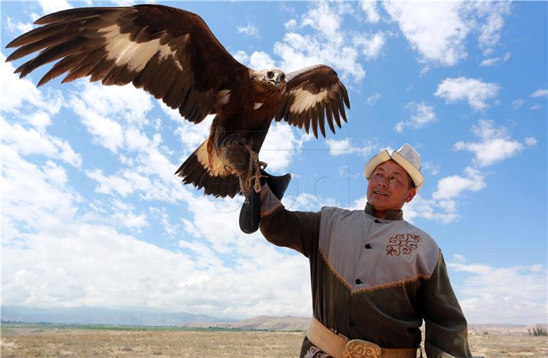 KYRGYZSTAN CULTURE TRADITION