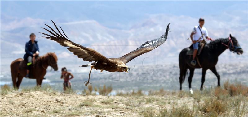 KYRGYZSTAN CULTURE TRADITION