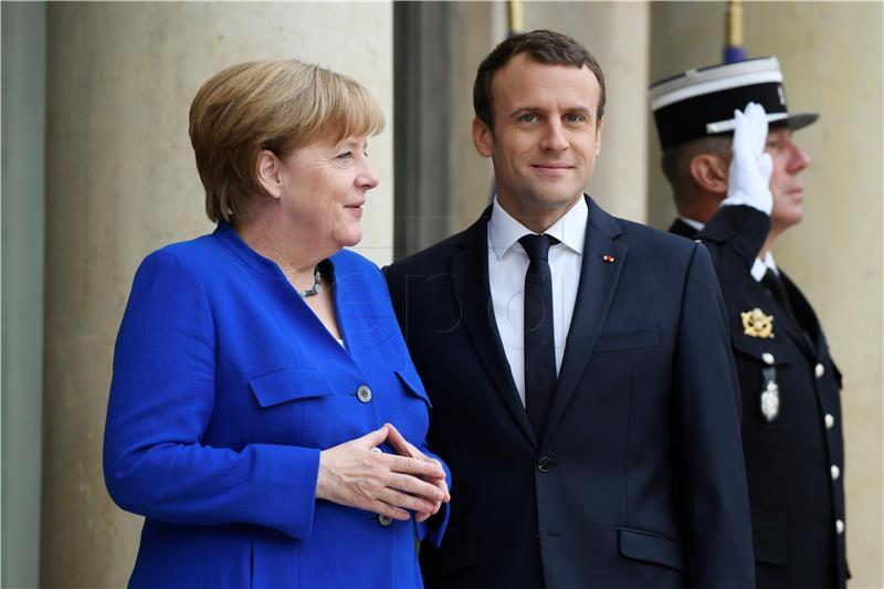 Macron-Merkel novo suparništvo u Europi