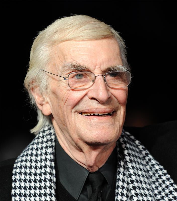 (FILE) BRITAIN USA CINEMA MARTIN LANDAU OBIT