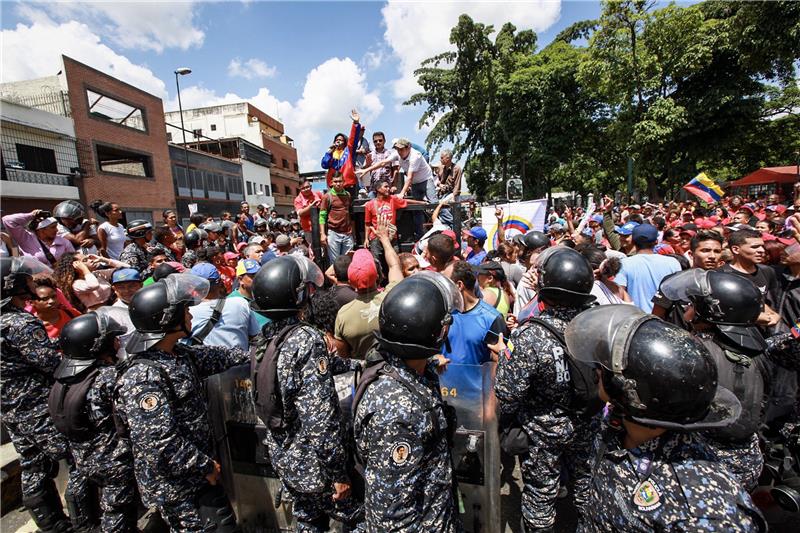 Više od 7 milijuna ljudi u Venezueli glasalo protiv Madura 