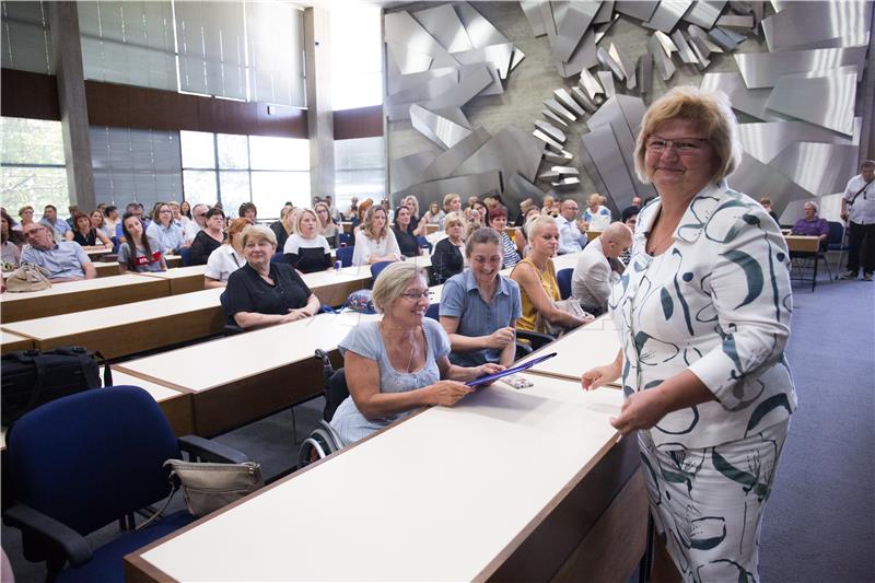 Dodijeljeni ugovori za trogodišnji program "Razvoj i širenje mreže socijalnih usluga koje pružaju udruge"