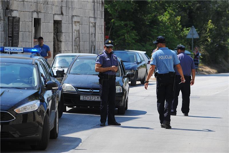 Blokirana cesta Žrnovnica - Srinjine - Tugare