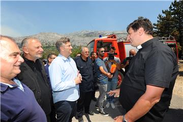 Premijer Plenković obišao Sitno Gornje, Podstranu i Žrnovnicu