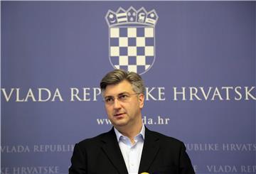 Plenković: Ne prihvaćam ostavku ministra Krstičevića