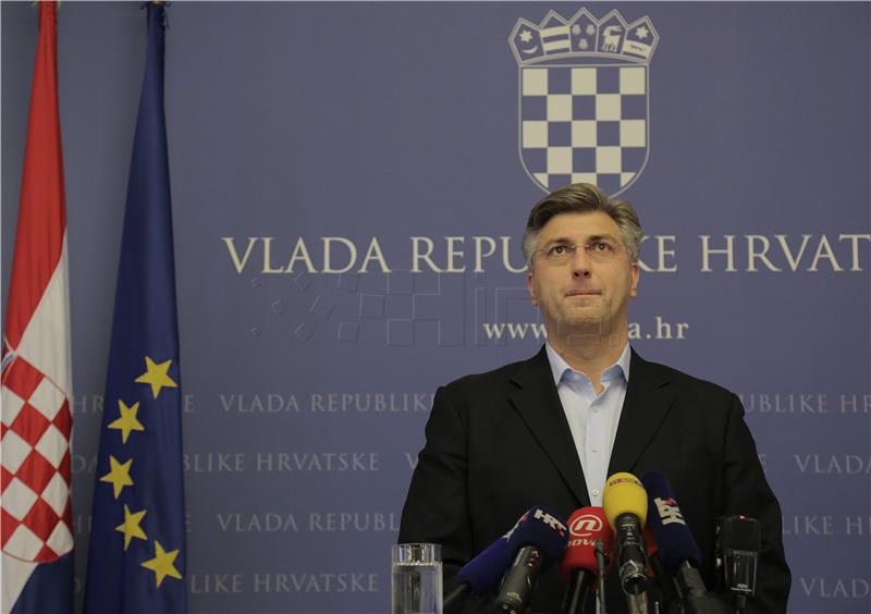 Konferencija za medije premijera Plenkovića