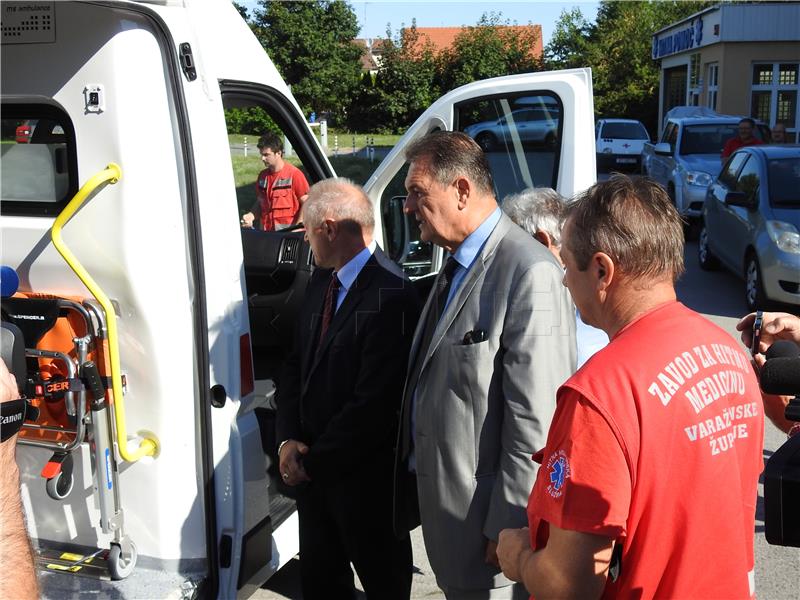 Zavod za hitnu medicinu Varaždinske županije bogatiji za četiri nova sanitetska vozila