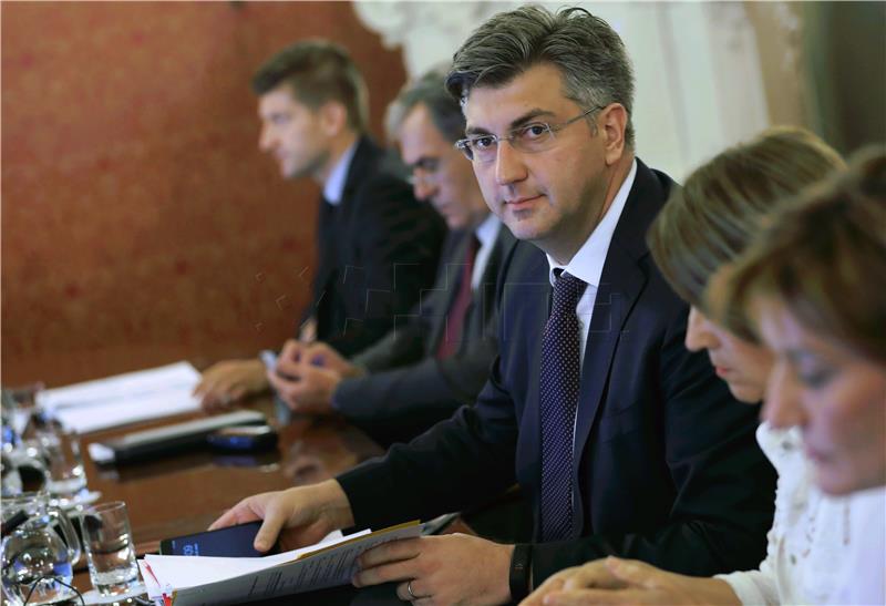 VLADA Plenković: Radi se na ubrzavanju provedbe projekta LNG terminala